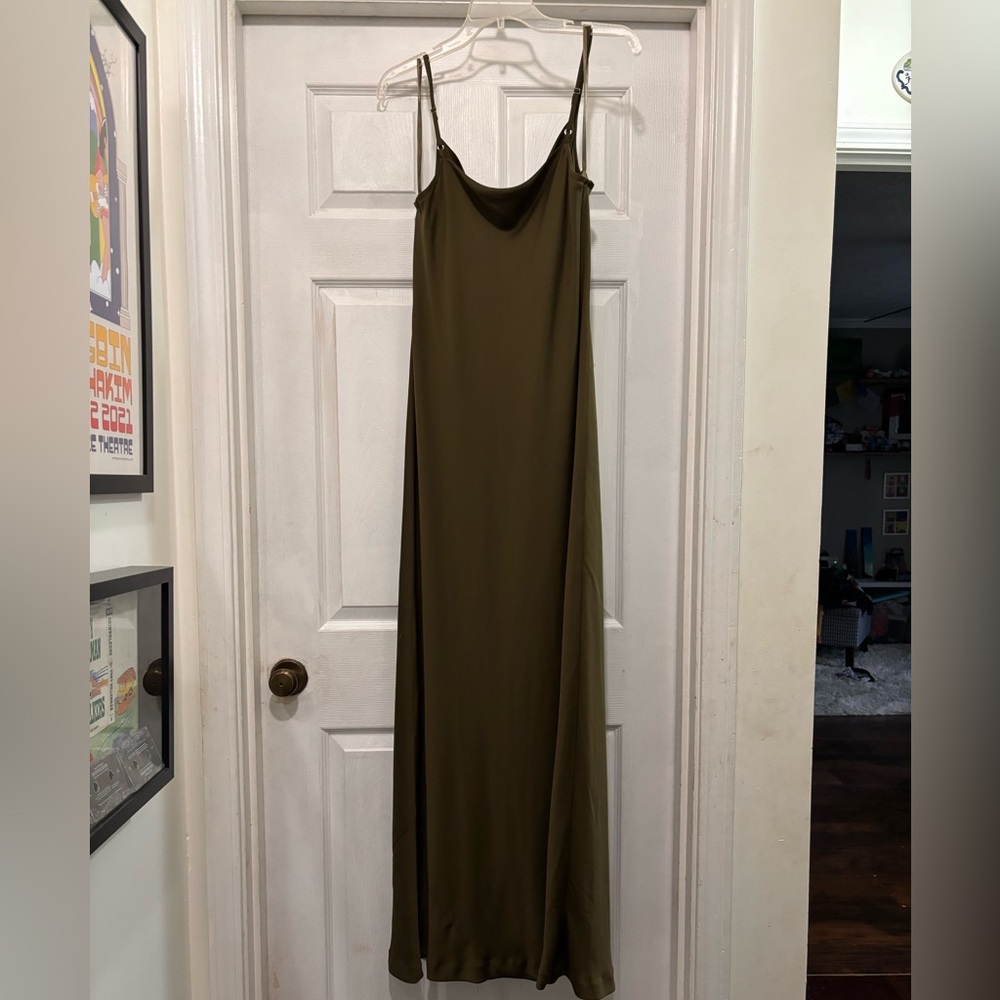 Beautiful BR olive green dress.